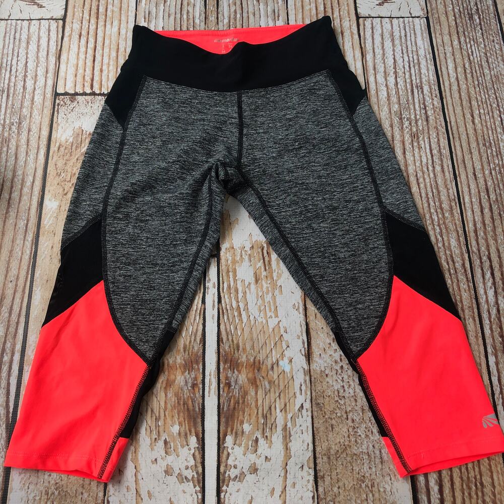 Marika cropped capri workout leggings